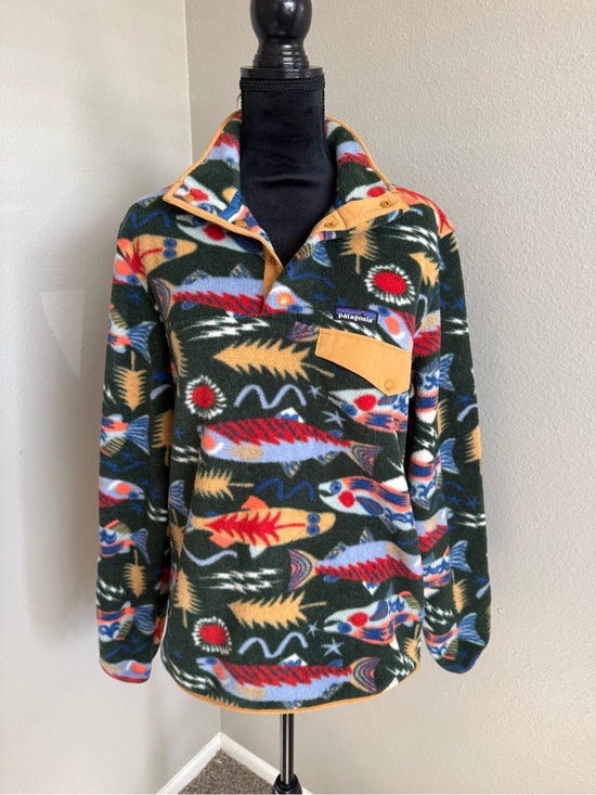 Patagonia Other - Patagonia Synchilla Pullover in Salmon Energy Small